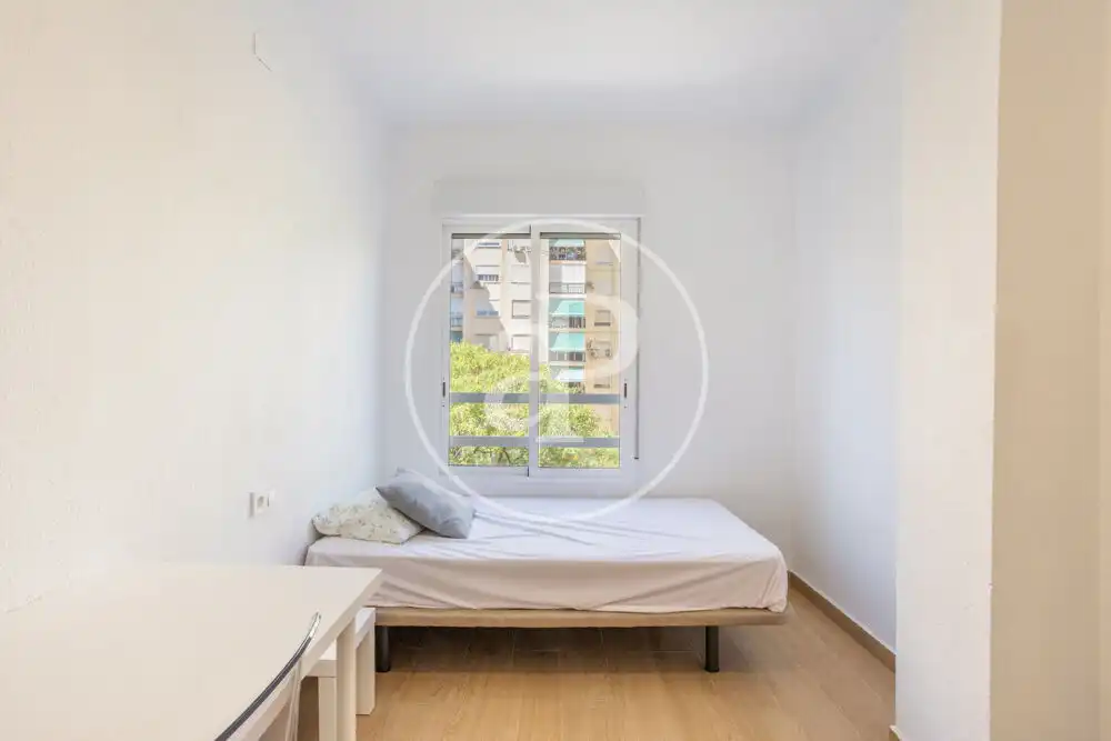 Bedroom of Flat for rent in Valencia  with Air Conditioner, Heating and Furnished