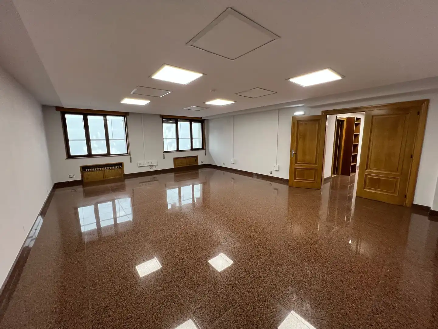 Büro mit Aufzug zur Miete in Calle Gil de Jaz 4, imagen 3