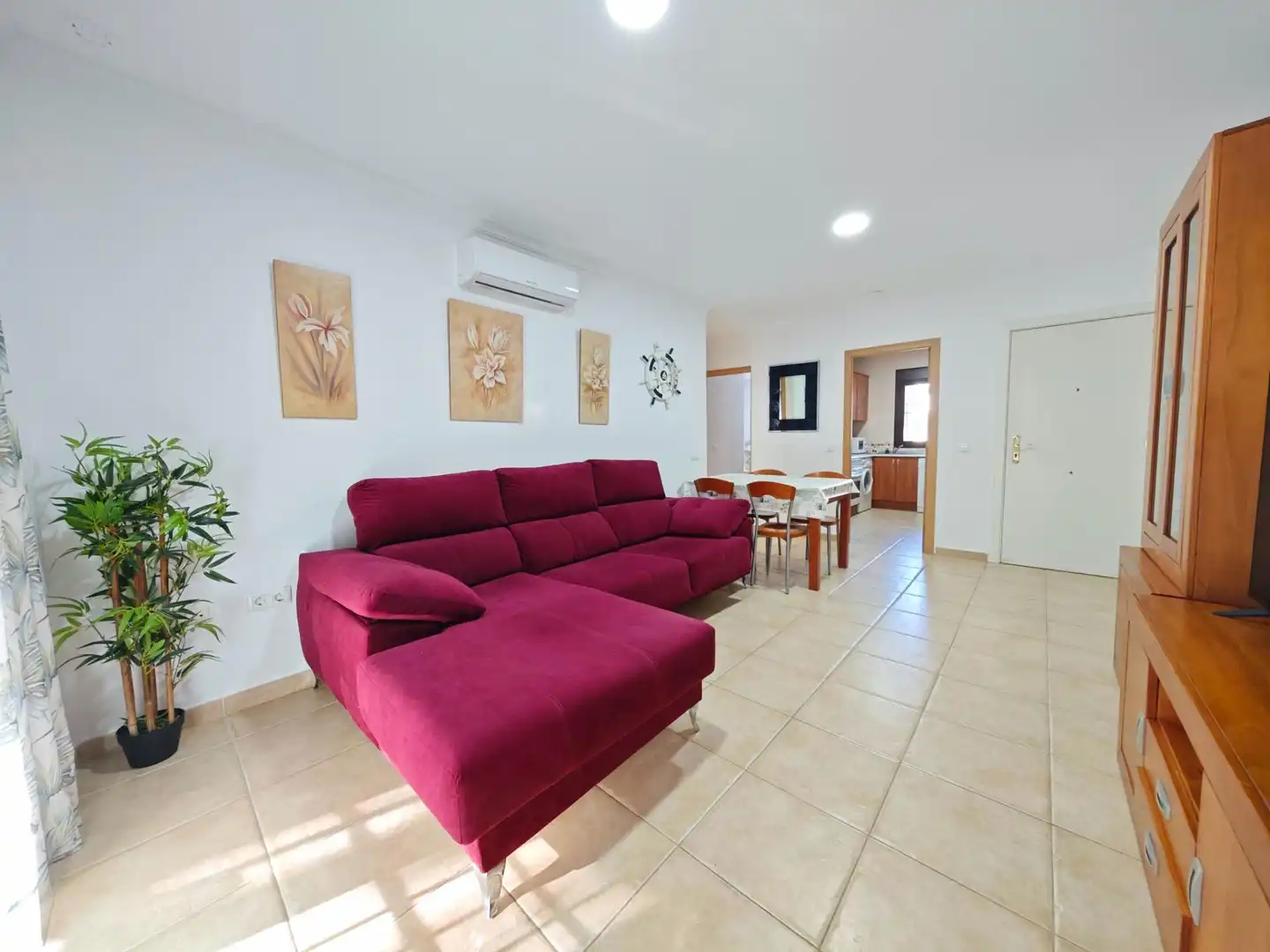 Sala de estar de Apartamento en venta en Chiclana de la Frontera con Jardín privado, Terraza y Piscina comunitaria