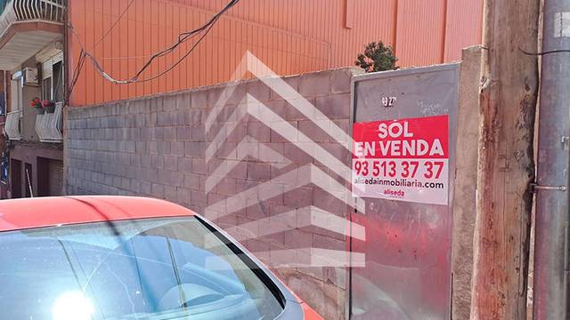 Terreno residencial en Venta en De Florència en Llatí