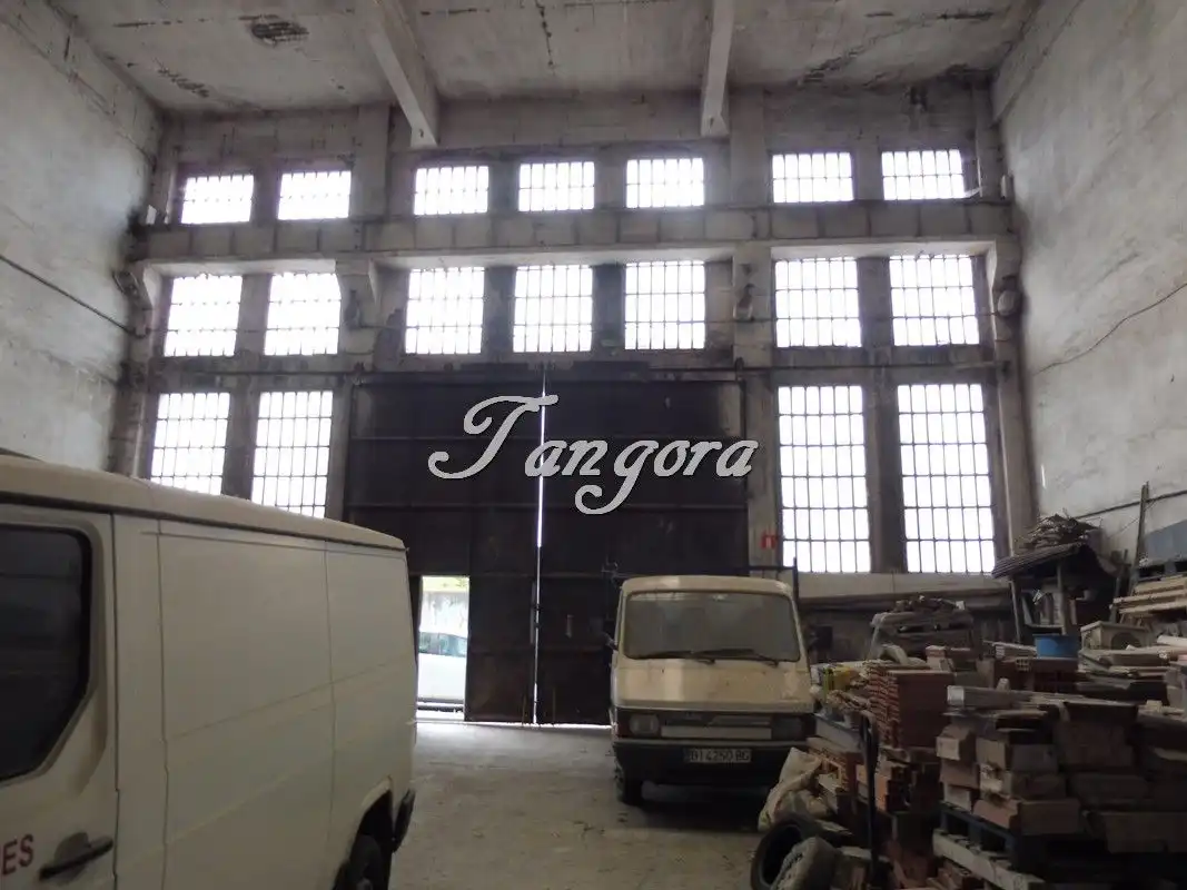 Nave industrial en venta en Leioa