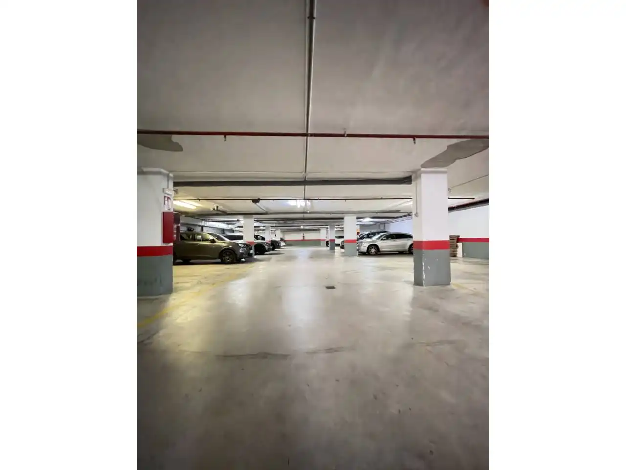 Parking de Piso en venta en Marbella con Aire acondicionado, Calefacción y Terraza