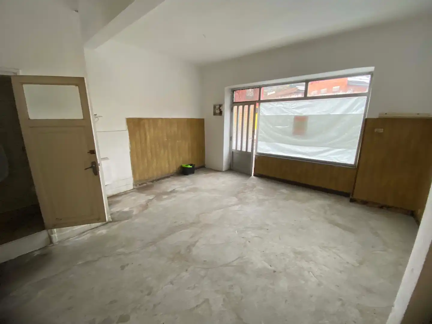 Local comercial en venta en Calle Antonio Lucio Villegas 64, imagen 4