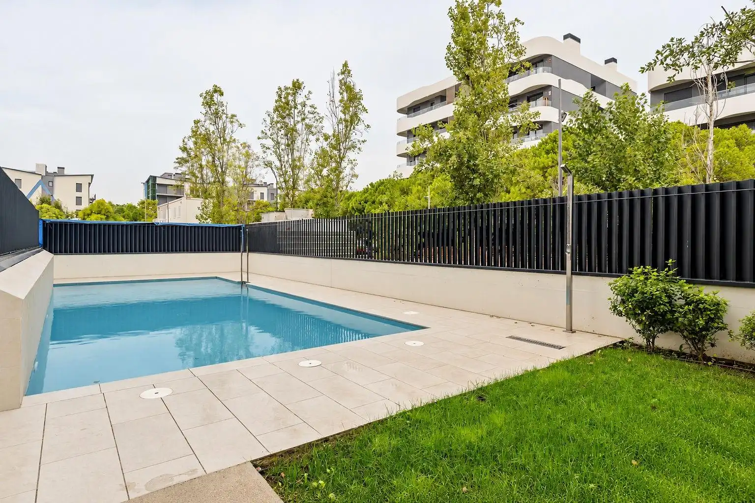 Flat with terrace for sale in Mas d'En Serra - Els Cards, imagen 3