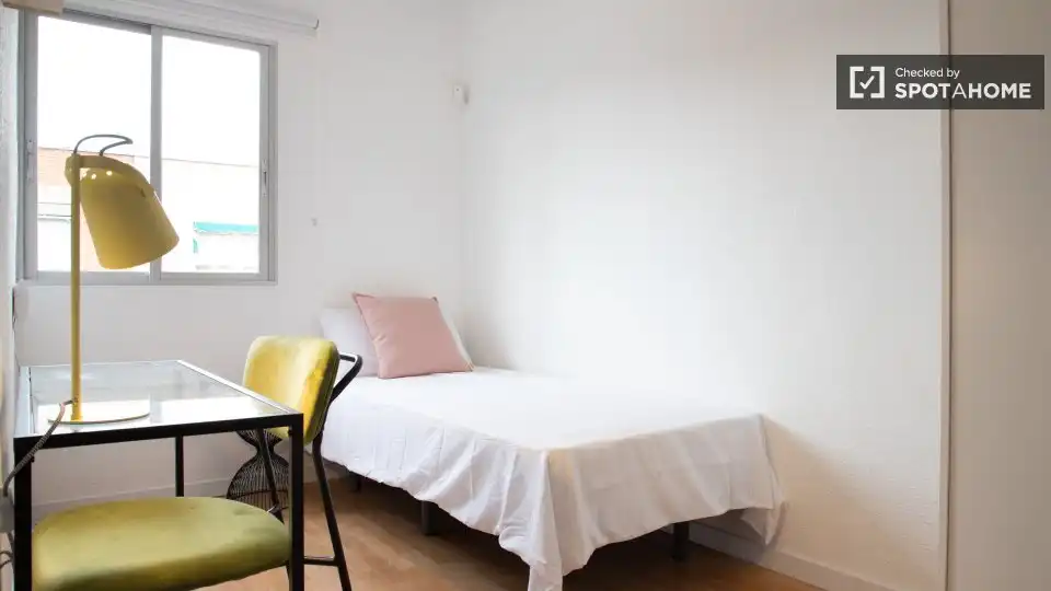 Habitación en La Serna