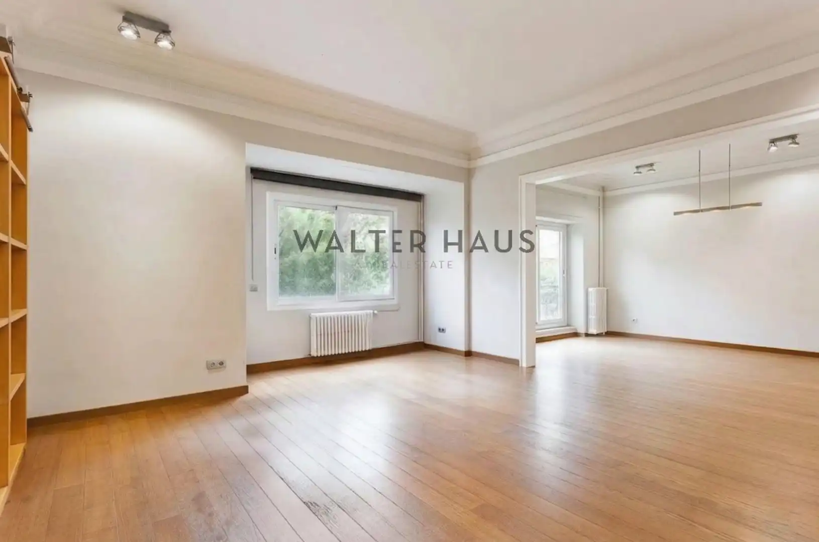 Vista exterior de Pis en venda en  Barcelona Capital amb Aire condicionat i Balcó