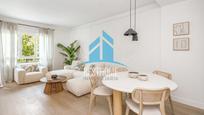 Living room of Apartment for sale in  Valencia Capital  with Air Conditioner, Heating and Balcony
