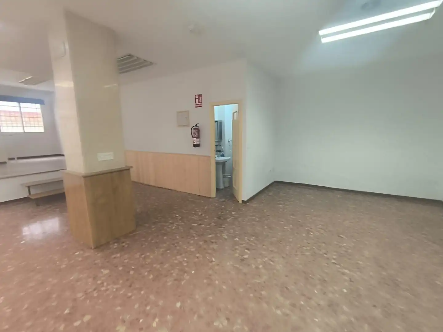 Business premises to rent in Calle Río, imagen 4