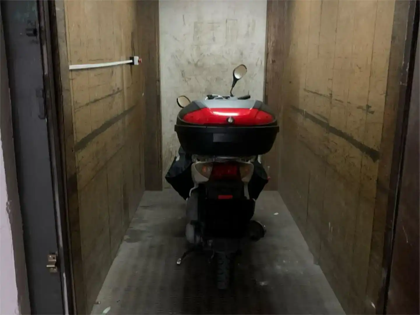 Parkplatz von Geschaftsraum zum Verkauf in Sant Adrià de Besòs mit Klimaanlage und Möbliert