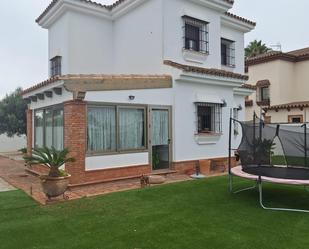 Jardí de Casa o xalet en venda en Chiclana de la Frontera amb Jardí privat, Terrassa i Traster