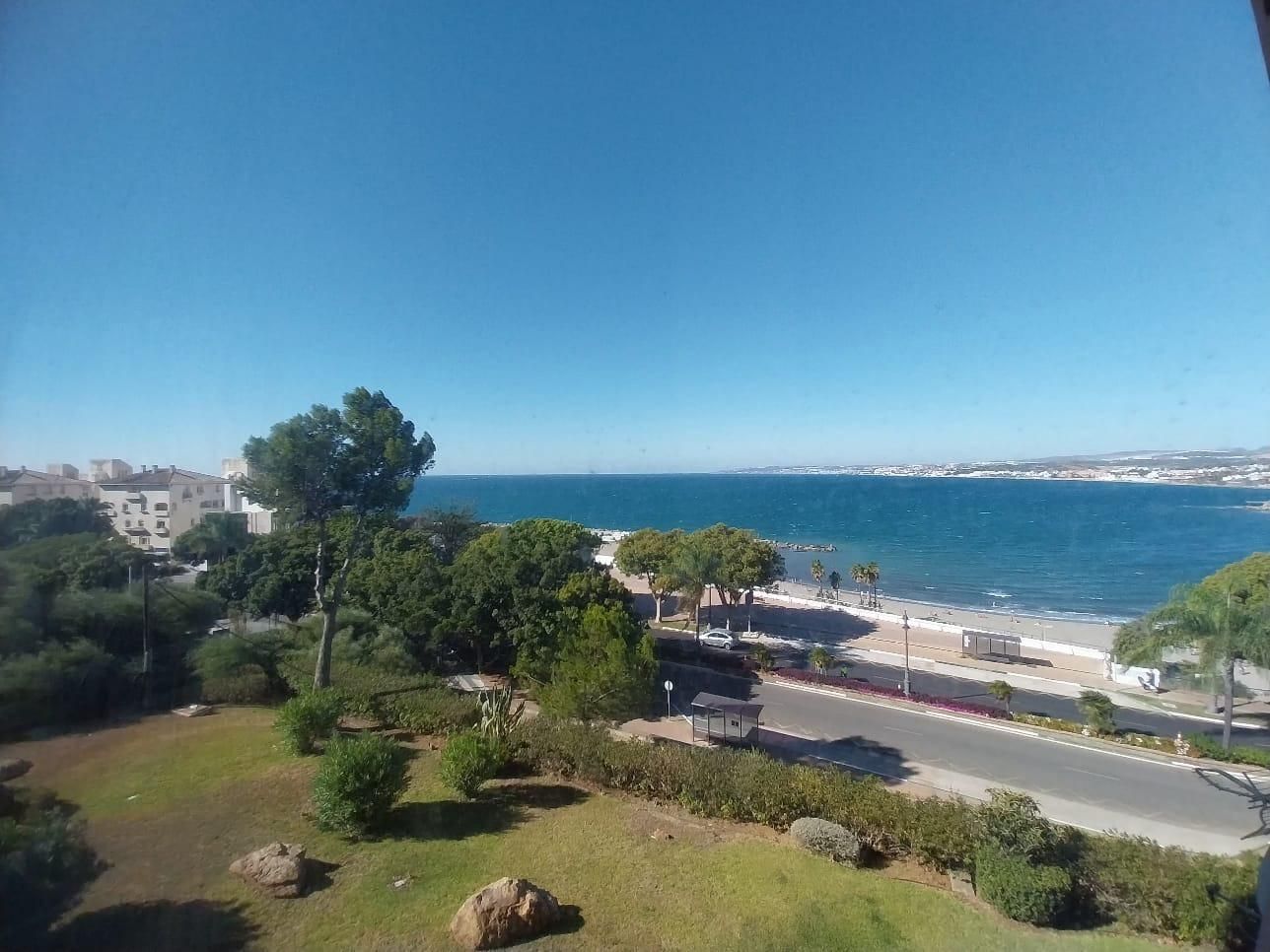 Bedroom of Apartment for sale in Estepona