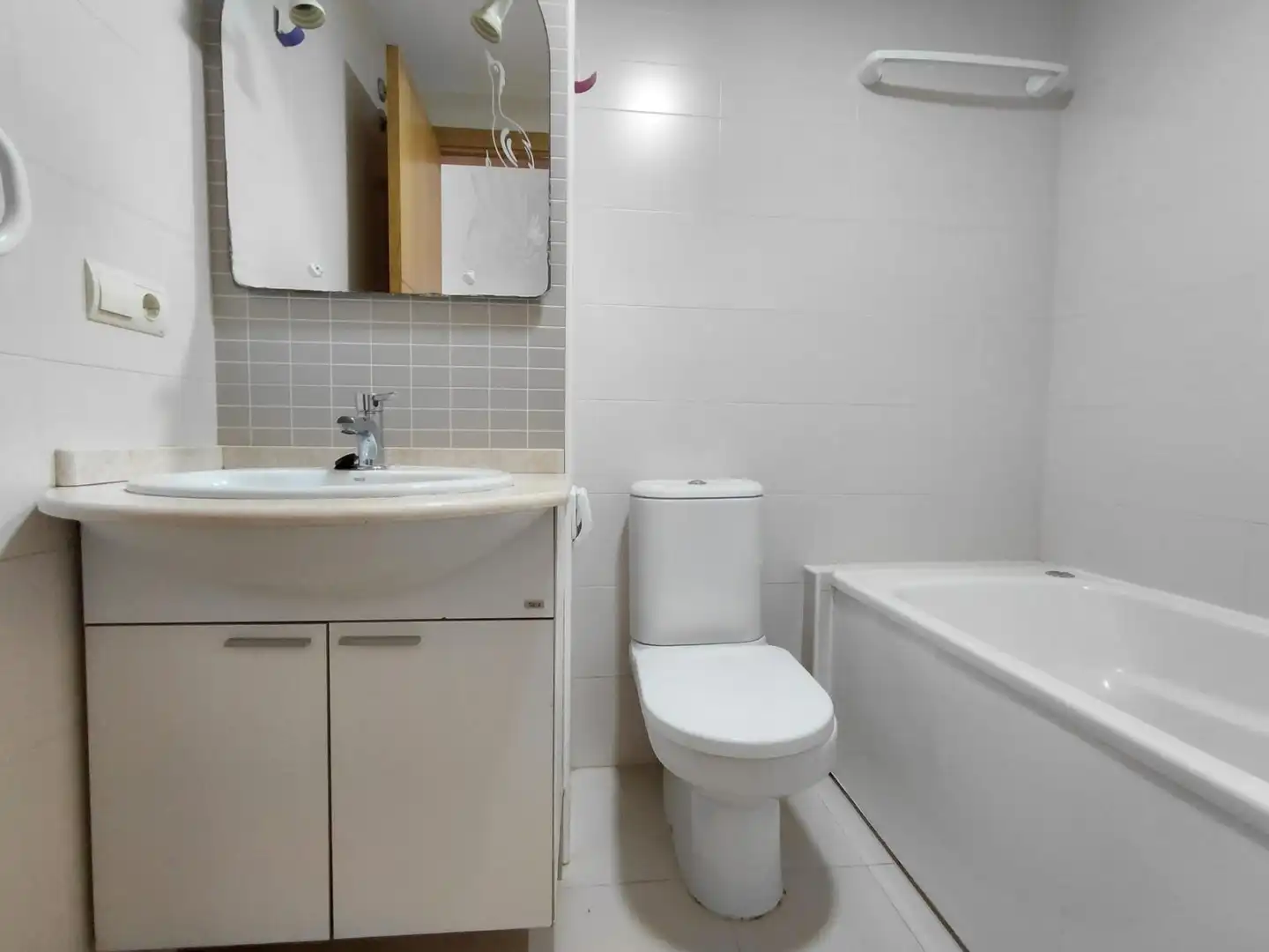 Baño de Piso en venta en Vilagarcía de Arousa con Calefacción, Jardín privado y Terraza