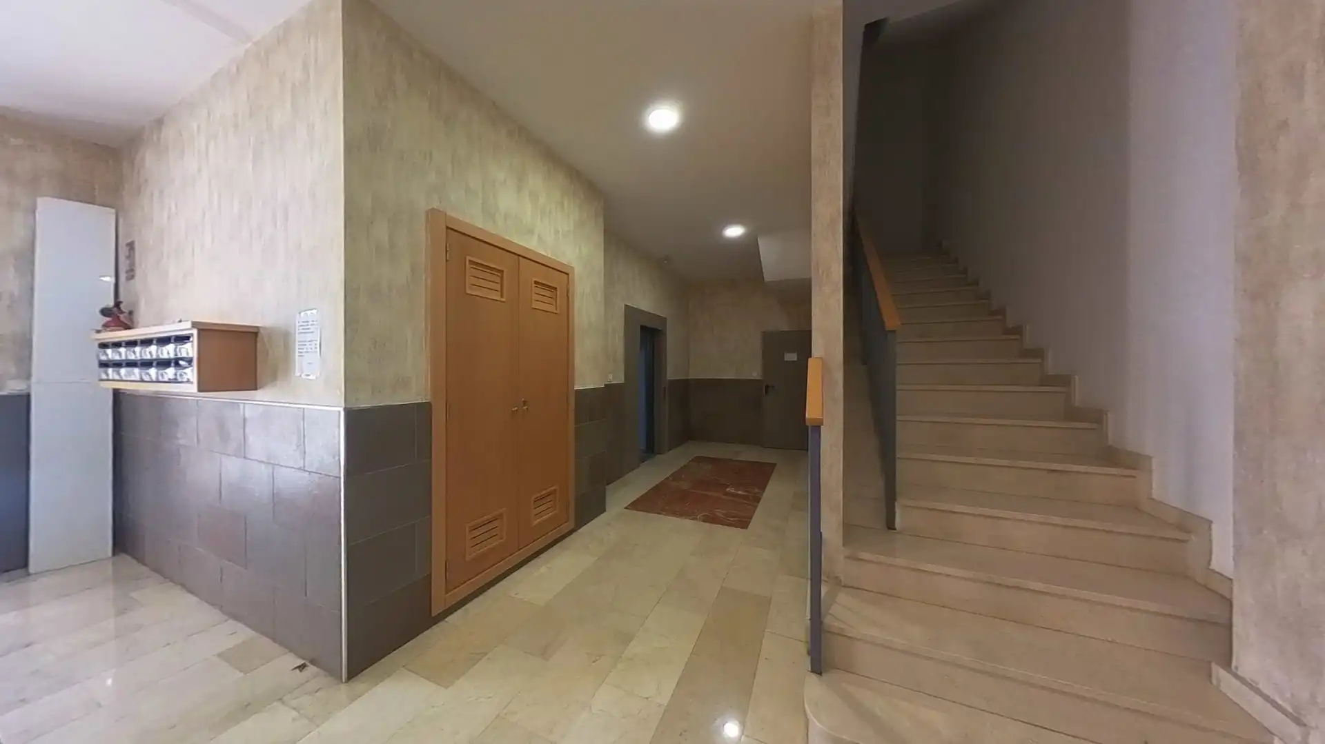 Piso en venta en Almansa con Calefacción, Parquet y Terraza