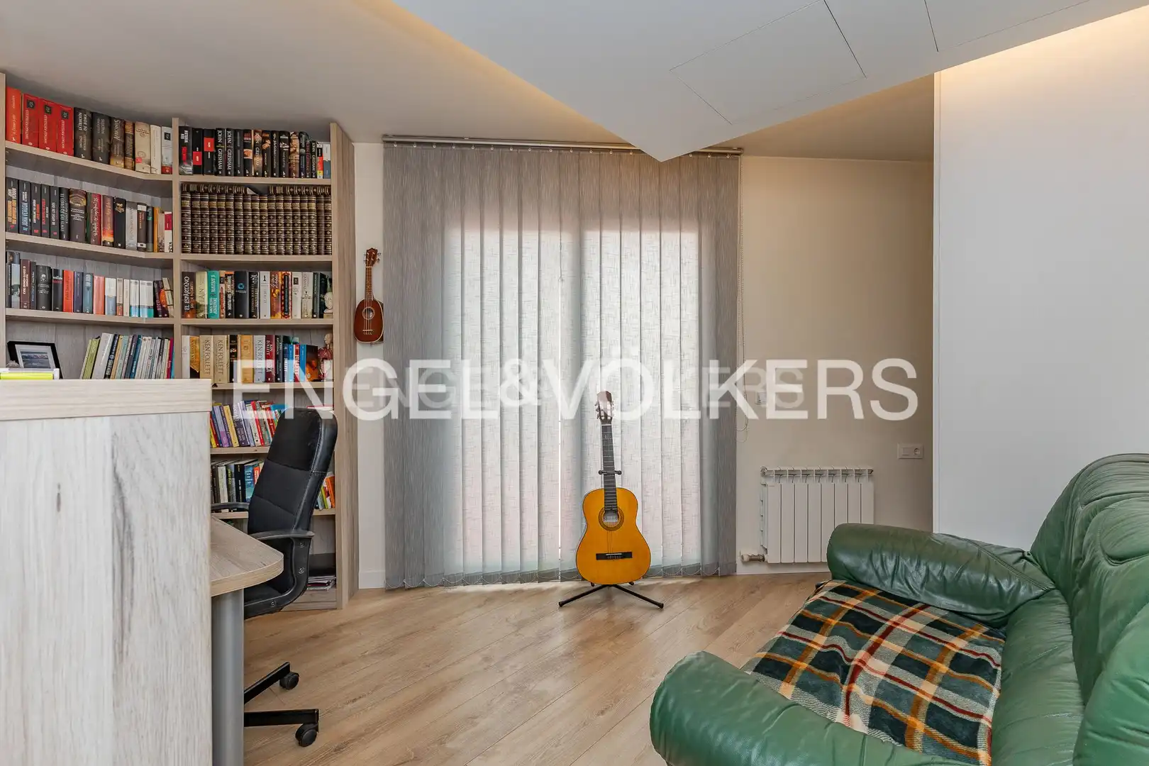 Sala d'estar de Casa o xalet en venda en Castellar del Vallès amb Aire condicionat, Calefacció i Jardí privat