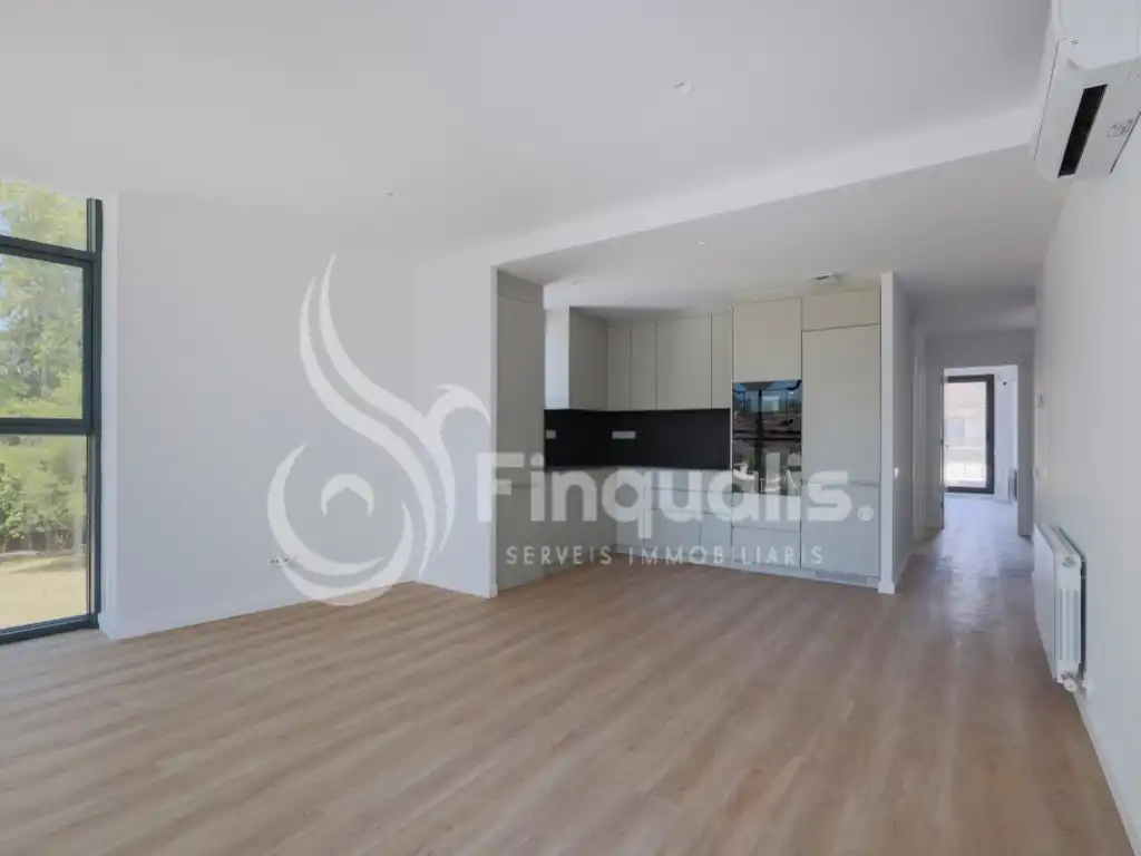 Sala d'estar de Pis en venda en Santa Eulàlia de Ronçana amb Aire condicionat