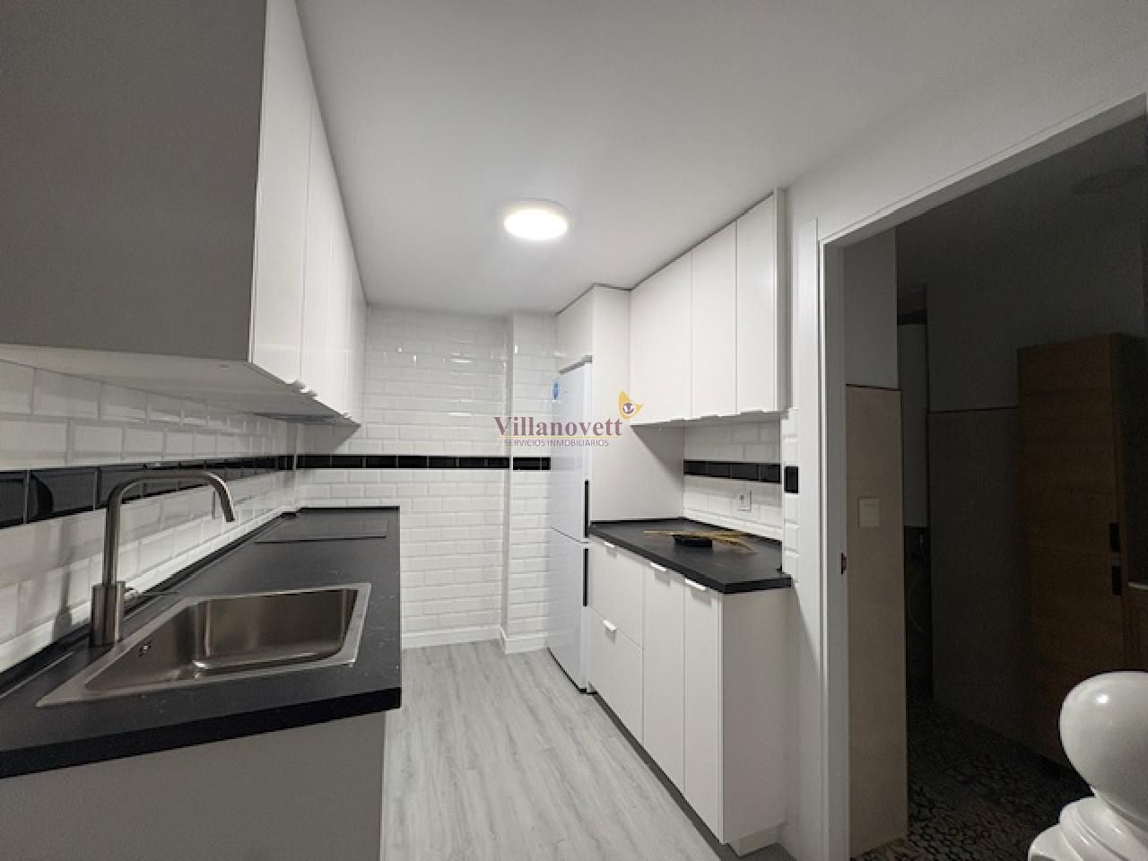 Kitchen of Duplex to rent in Vigo 