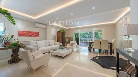Foto 2 von Wohnung zum Verkauf in Calle Camilo José Cela, Playa Bajadilla - Puertos, Marbella