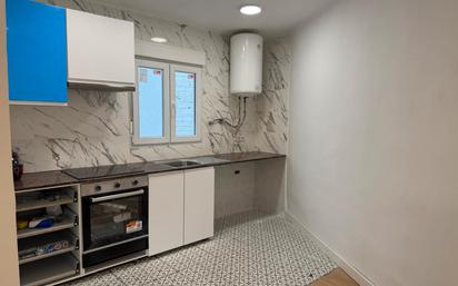 Kitchen of Flat for sale in L'Hospitalet de Llobregat  with Air Conditioner and Heating