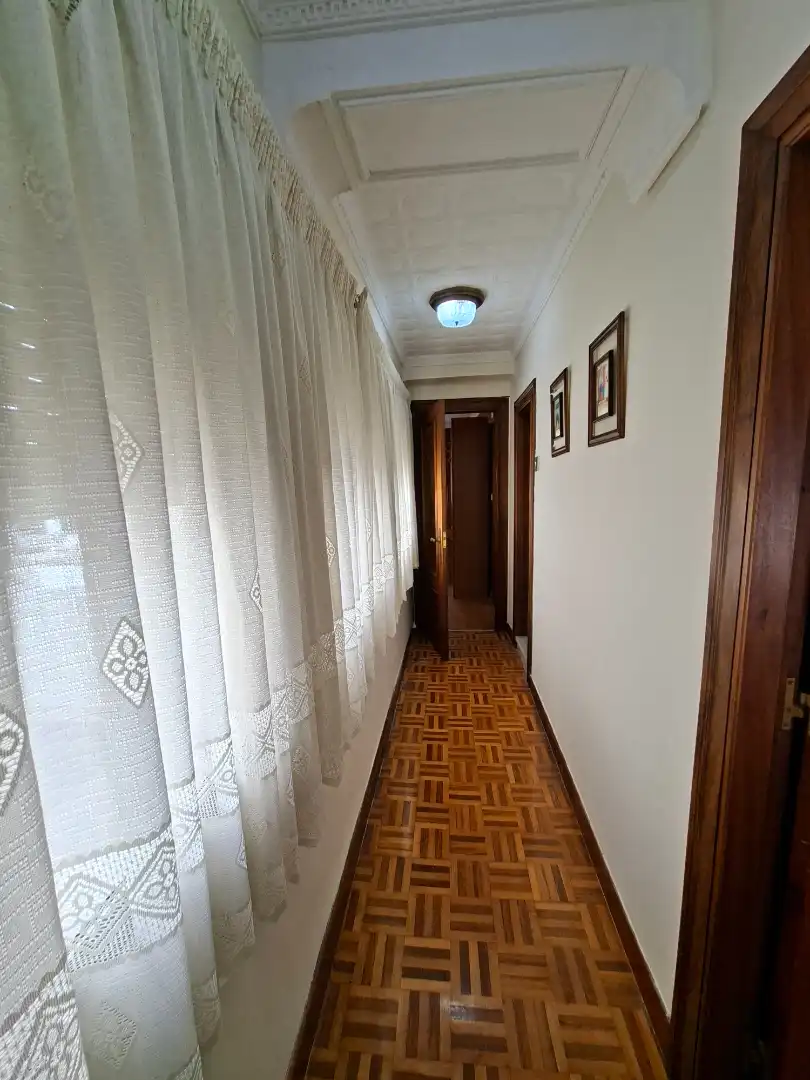 Pis de lloguer en Avilés amb Calefacció, Parquet i Moblat