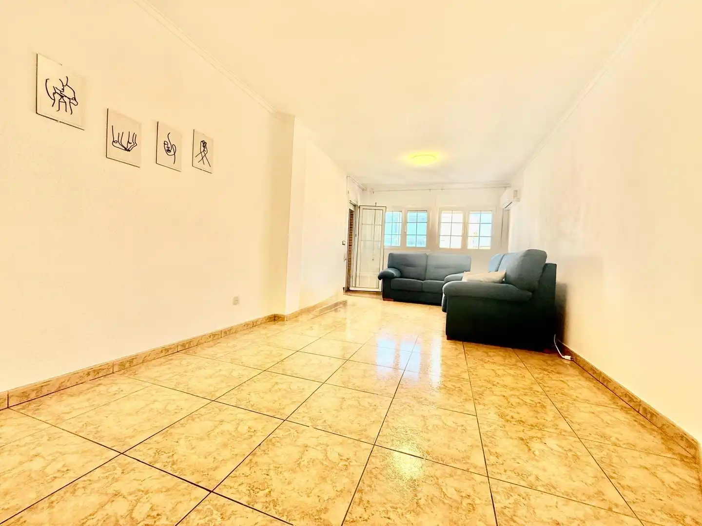 Sala d'estar de Pis en venda en San Pedro del Pinatar amb Aire condicionat, Calefacció i Terrassa