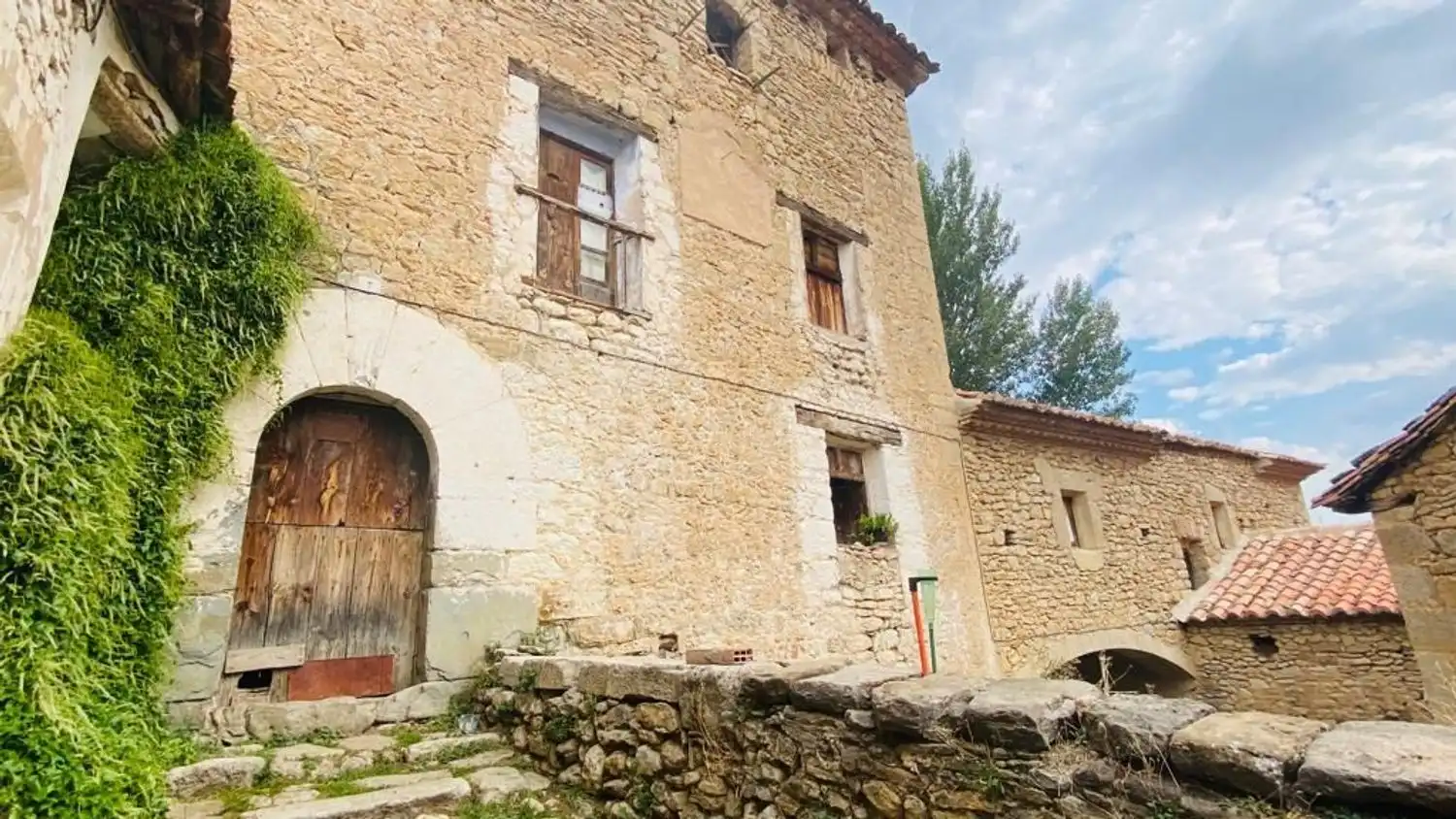 Vista exterior de Finca rústica en venda en Olocau del Rey amb Terrassa i Traster