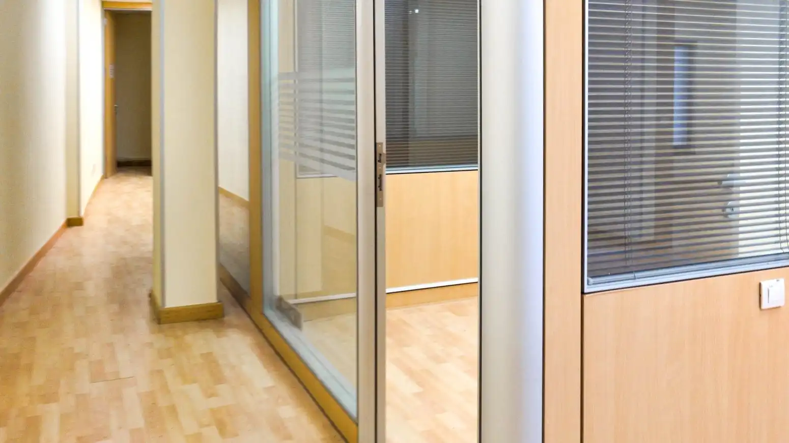 Office for sale in Reocín