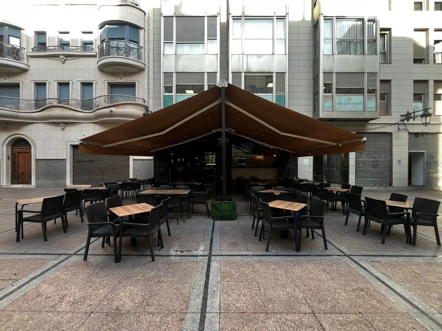 Local comercial en traspaso en Plaza del Espart 3, imagen 2