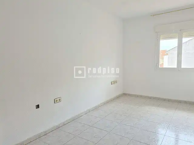 Dormitori de Oficina de lloguer en Illescas