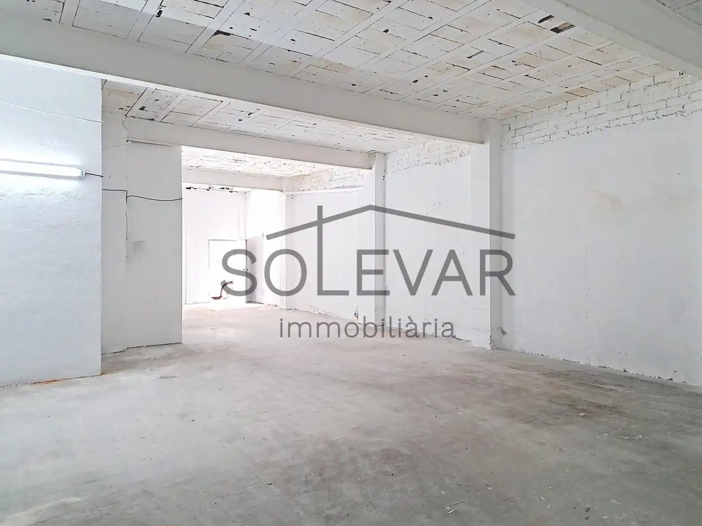 Gewerbefläche zur Miete in del Magistrat Saura, imagen 3