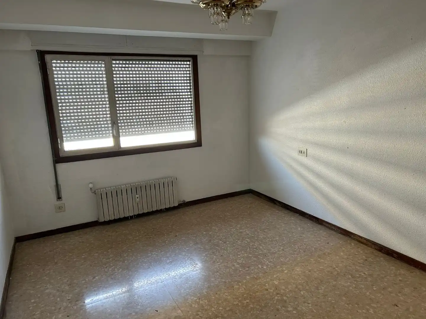 Bedroom of Flat for sale in Zaragoza  with Heating, Parquet flooring and Terrace
