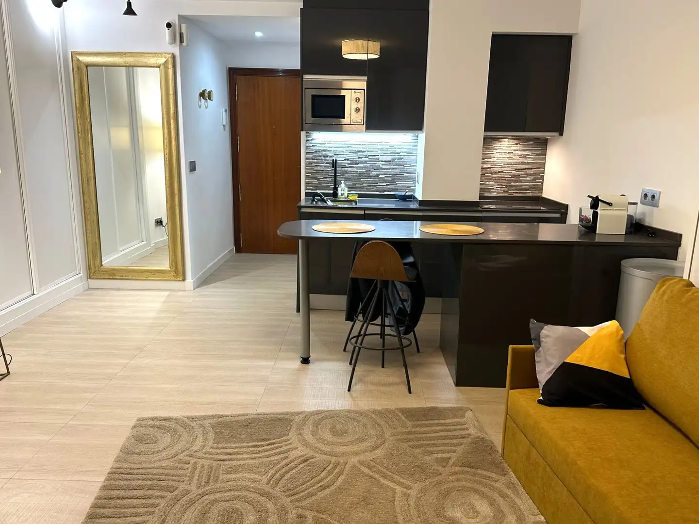 Cocina de Apartamento en venta en Madrid con Calefacción, Terraza y Amueblado