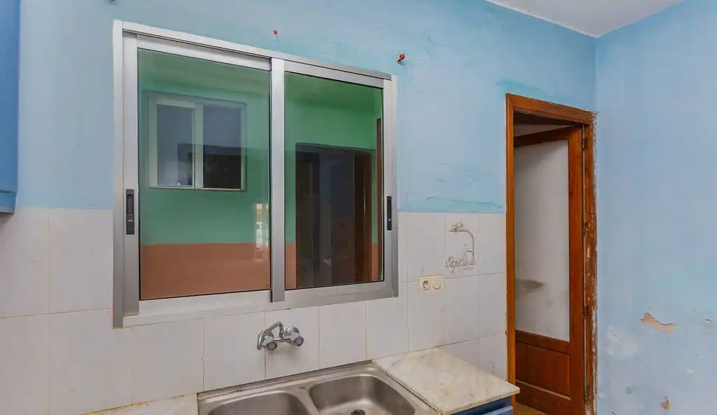 Kitchen of Detached homes for sale in Torreblanca  with Alarm