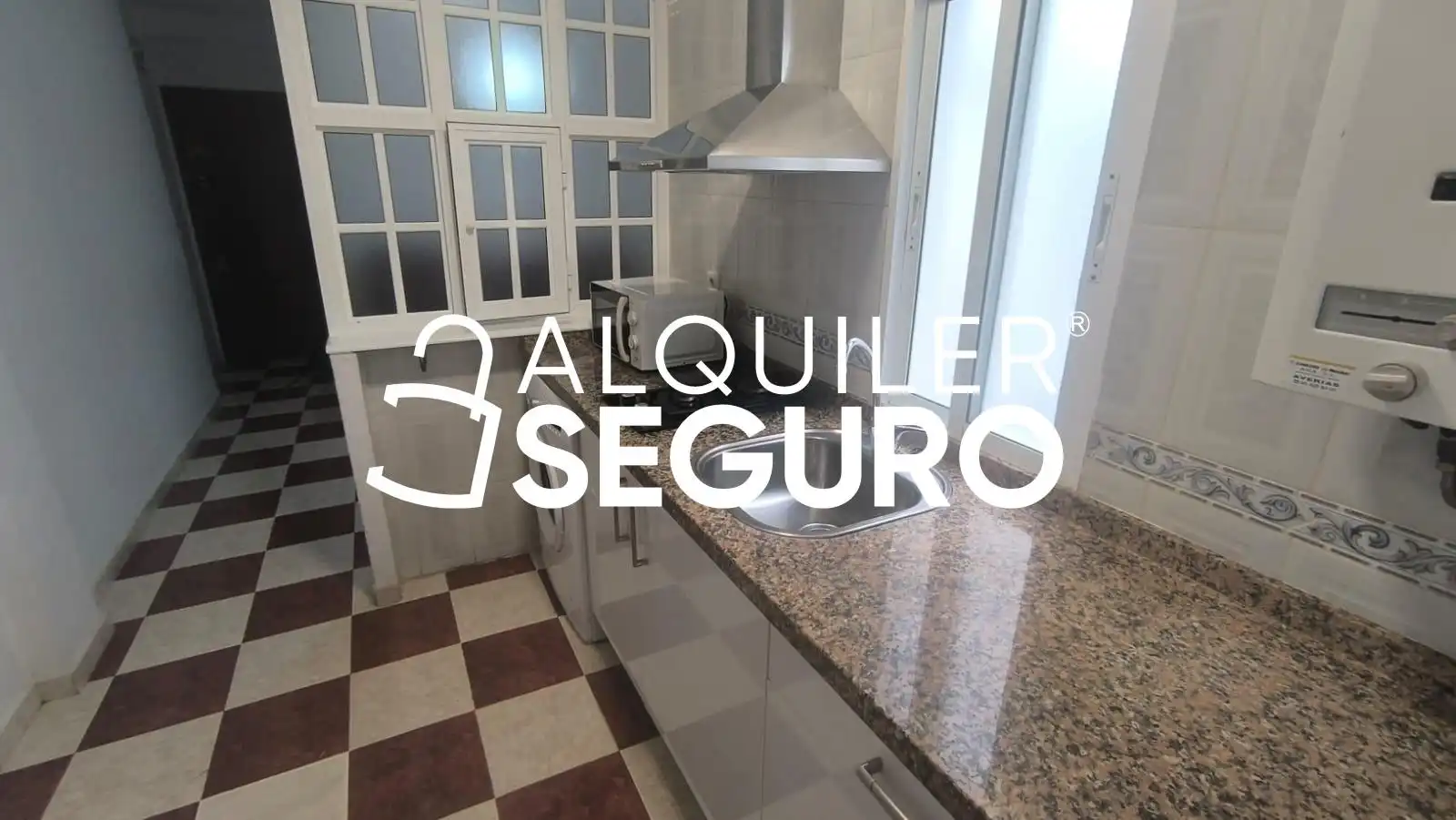 Cocina de Piso de alquiler en Sevilla con Aire acondicionado y Amueblado