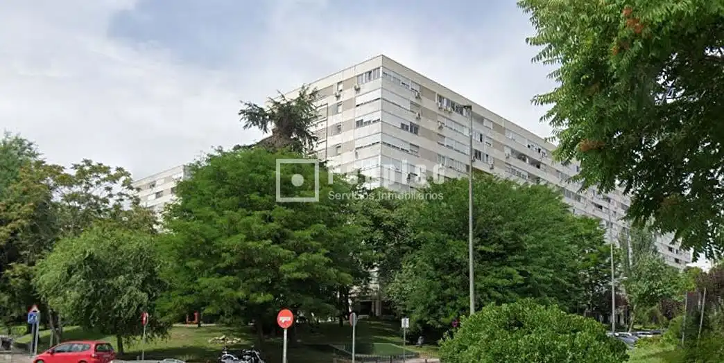 Vista exterior de Piso en venta en Alcorcón con Aire acondicionado, Calefacción y Parquet