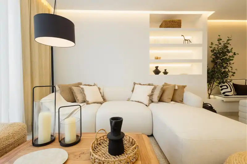 Wohnzimmer von Wohnungen zur Miete in Marbella mit Klimaanlage, Möbliert und Fernseher