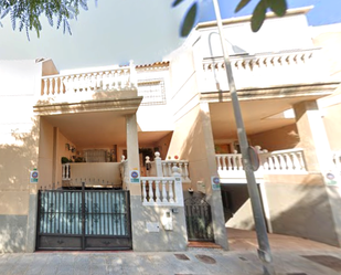 Exterior view of Single-family semi-detached for sale in  Almería Capital