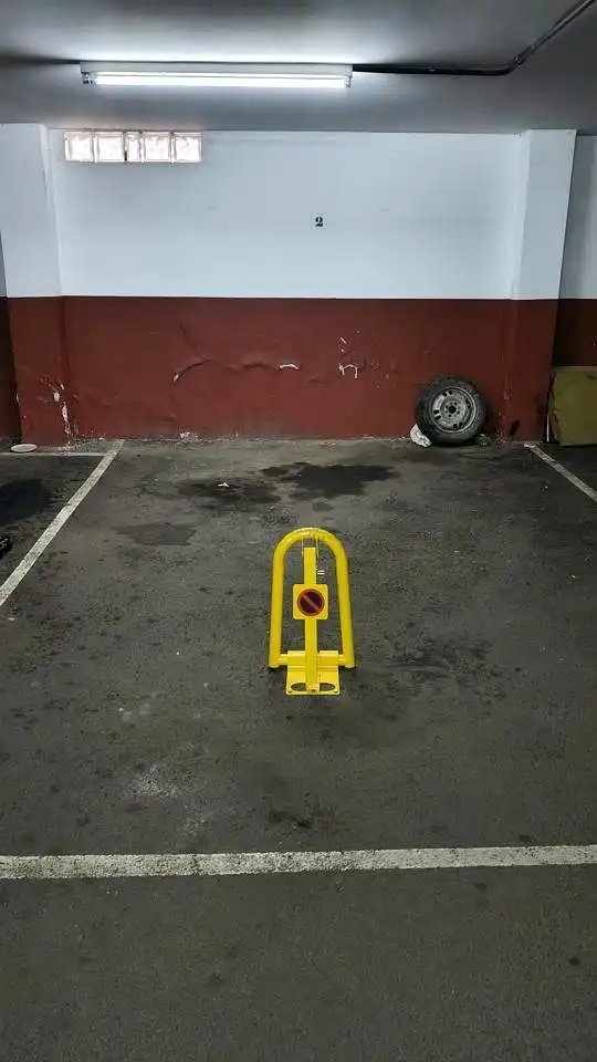Parking of Garage for rent in Arona
