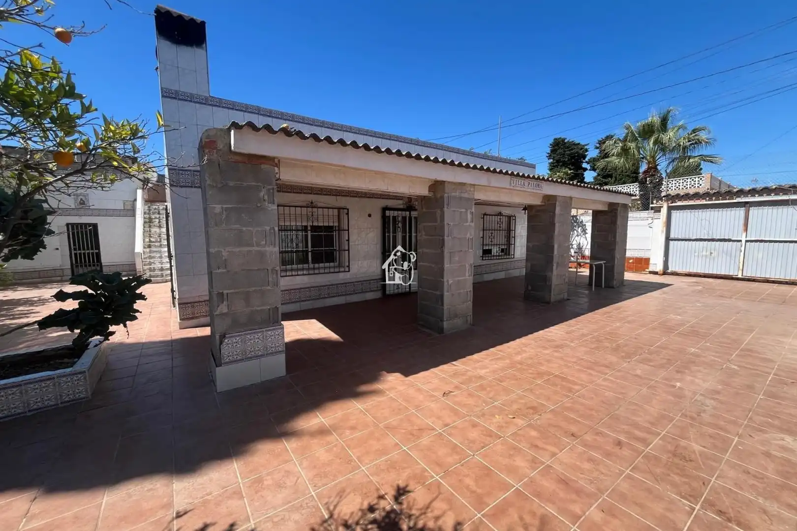 Vista exterior de Casa o xalet en venda en Orihuela amb Terrassa