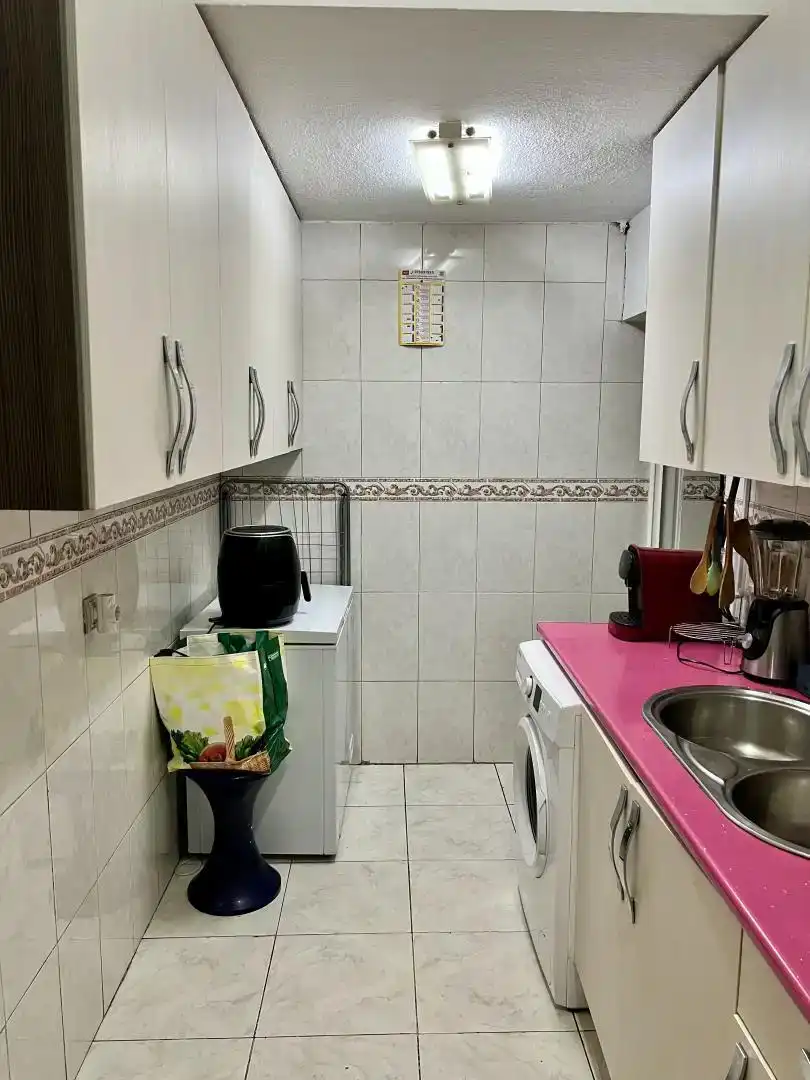 Cuina de Pis de lloguer en Alcorcón amb Moblat