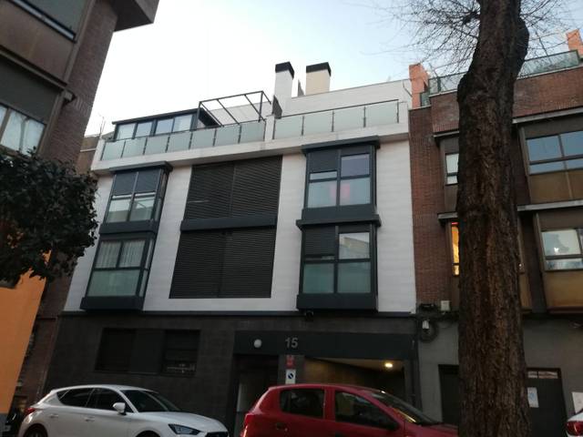 Trastero en Venta en Calle de las Gardenias, 15 en Valdeacederas