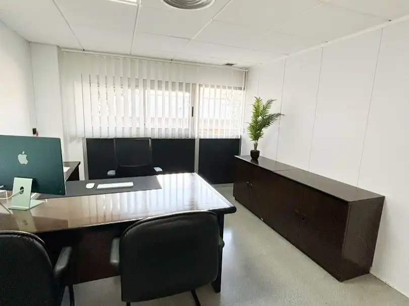 Büro mit Aufzug zur Miete in vilallonga 70