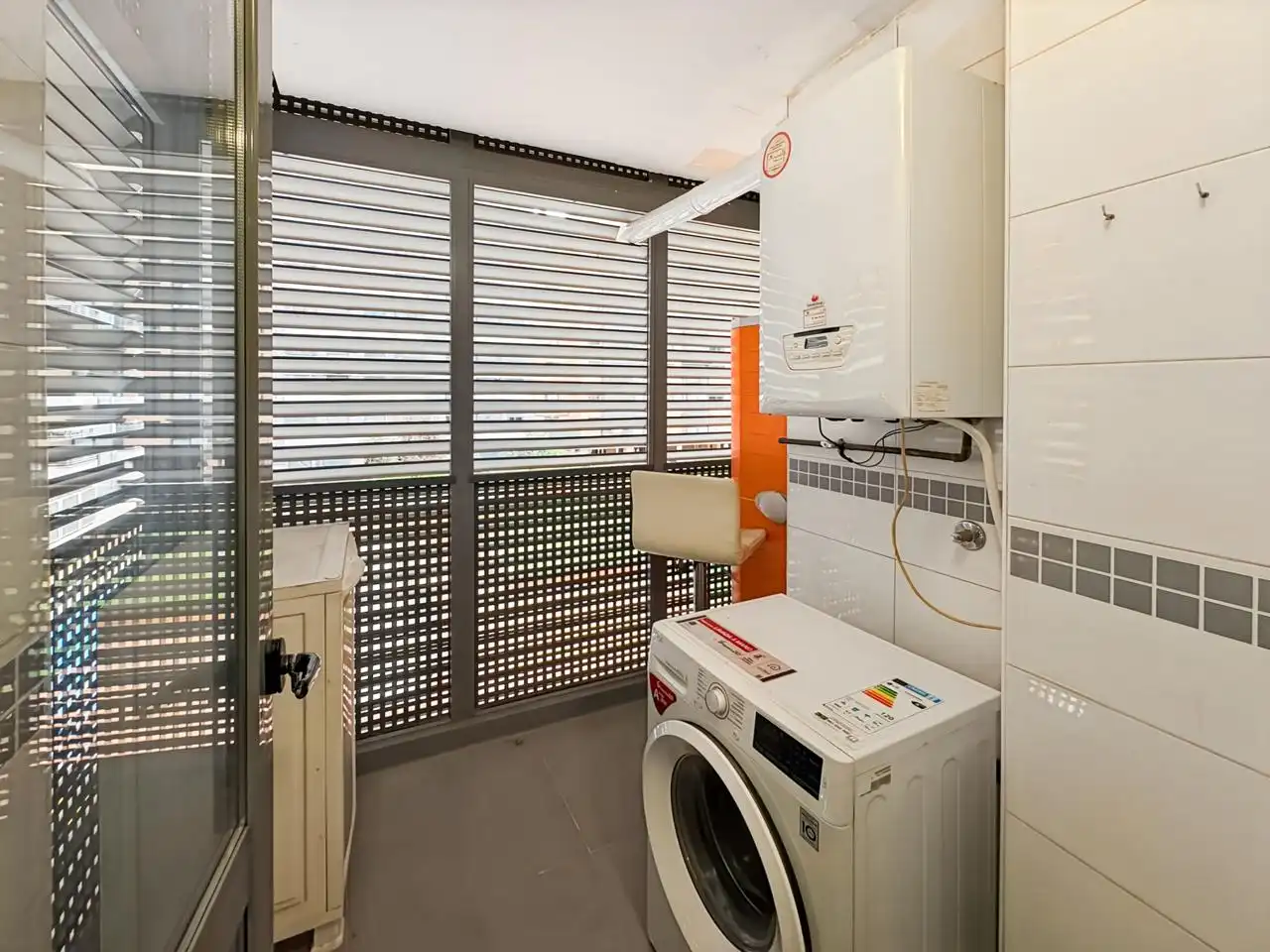 Terrasse von Wohnung zum Verkauf in Madrid mit Heizung, Abstellraum und Gemeinschaftspool
