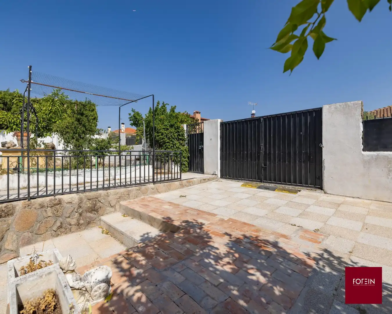 Terrace of Houses for sale in Galápagos  with Air Conditioner, Heating and Private garden