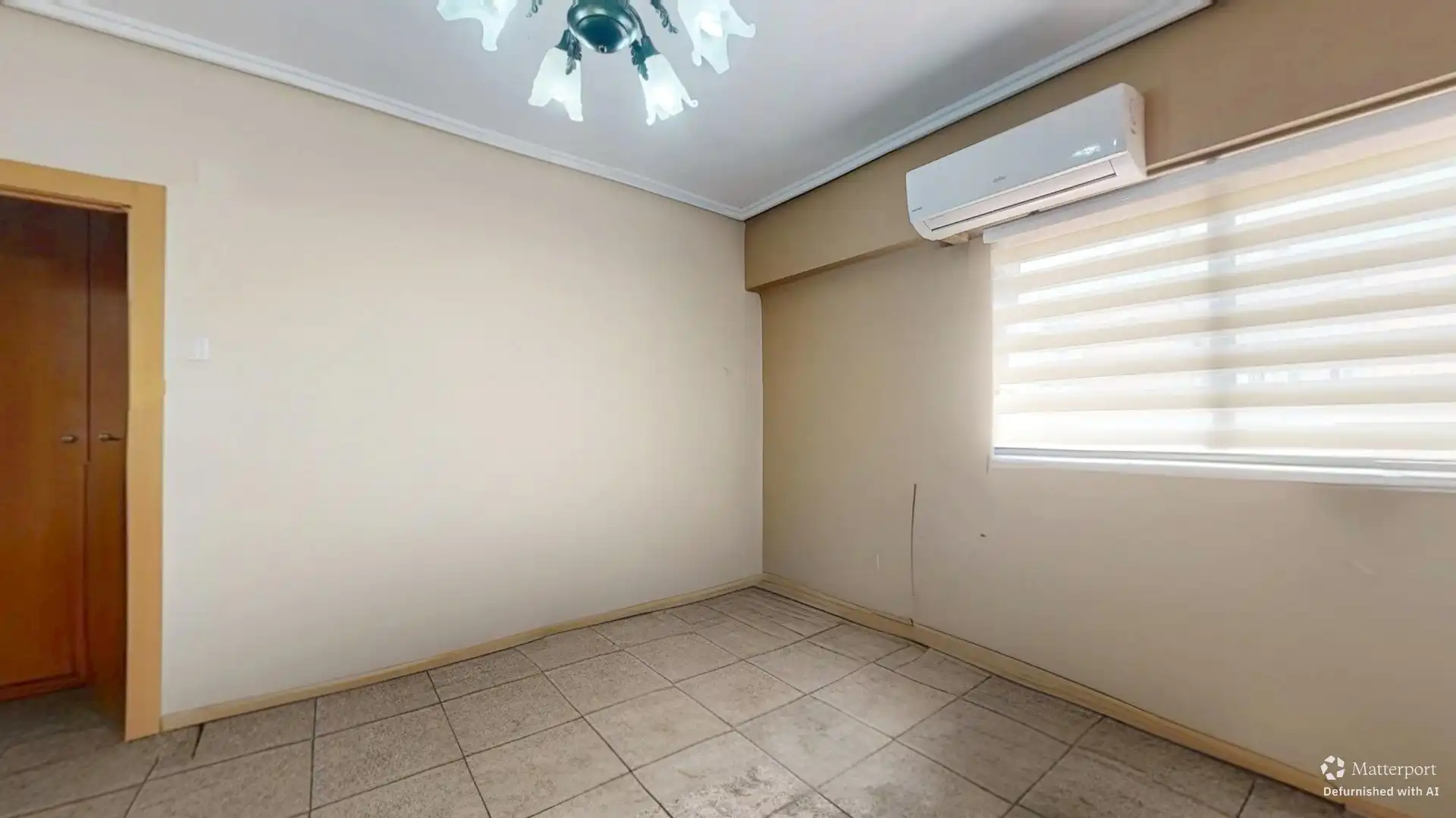 Habitación de Piso en venta en Valencia con Calefacción y Balcón