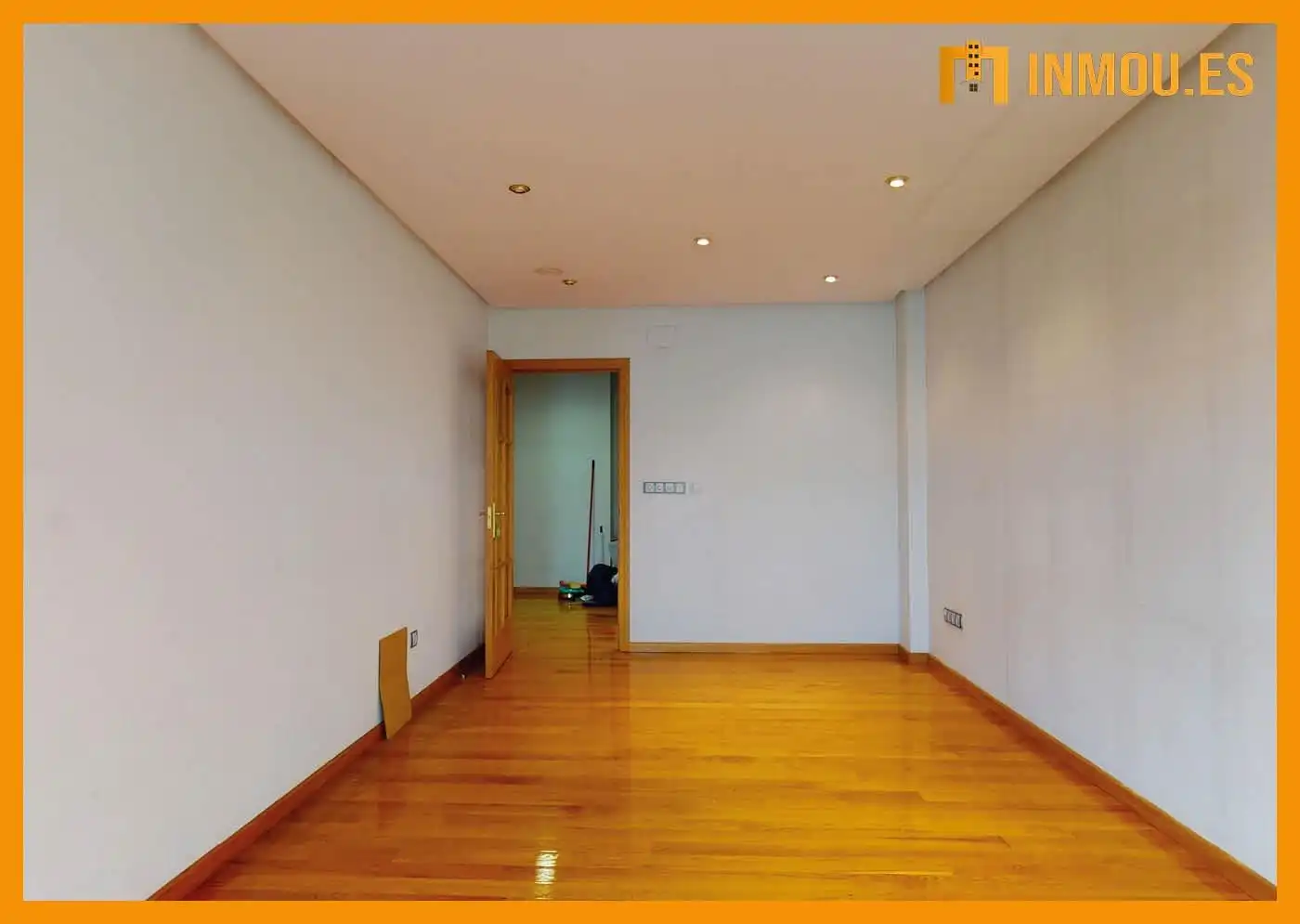 Wohnung zum Verkauf in Ourense Capital  mit Heizung, Parkett und Terrasse