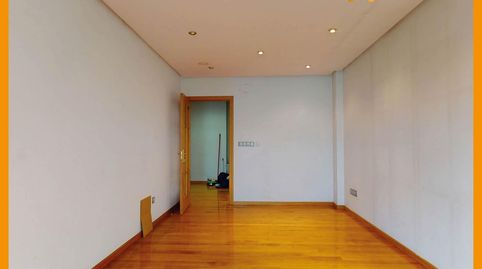 Foto 2 de Piso en venta en Posío, Ourense Capital