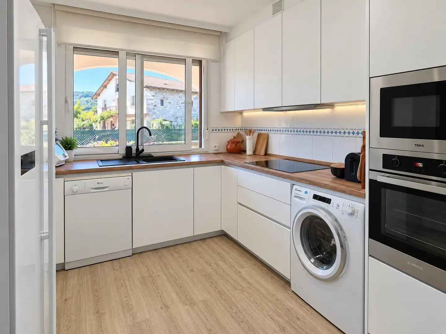 Kitchen of Houses for sale in Liendo  with Heating, Private garden and Swimming Pool