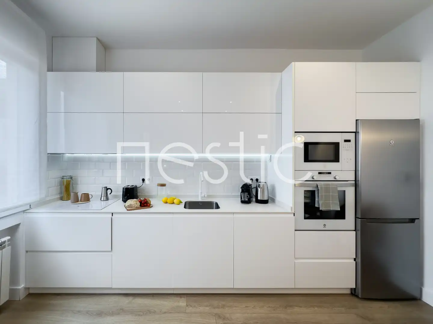 Cocina de Apartamento de alquiler en Madrid con Aire acondicionado, Calefacción y Amueblado