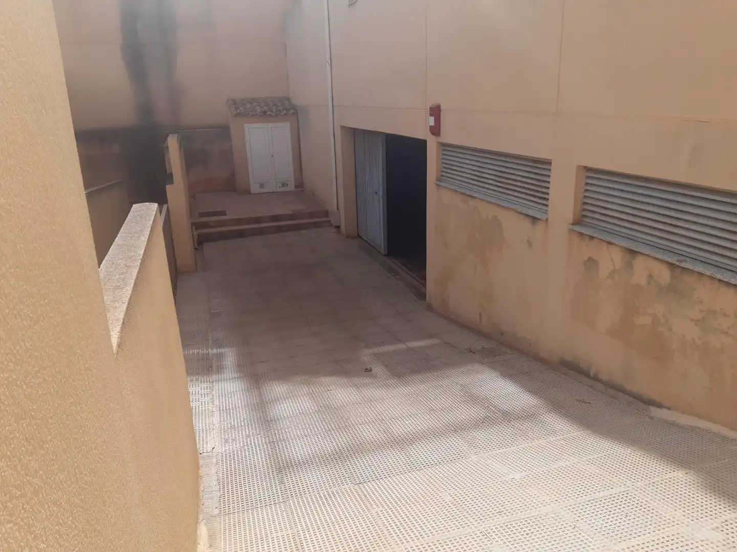 Parkplatz von Garage zum Verkauf in Cartagena