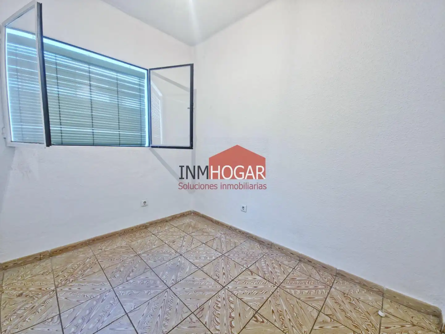 Wohnung zum Verkauf in Ávila mit Möbliert